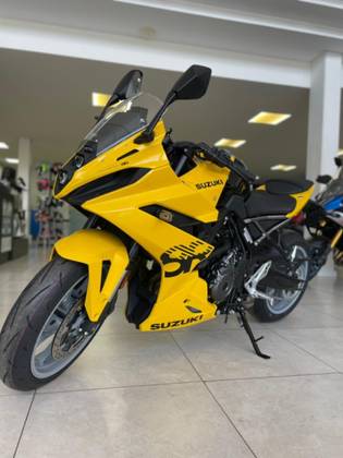 SUZUKI GSX-8R SUZUKI GSX-8R